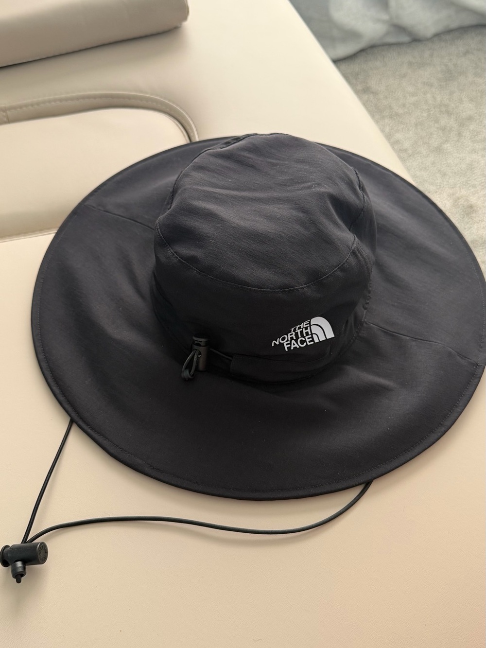 The North Face unisex Black Sun Hat - Wide Brim Outdoor Bucket